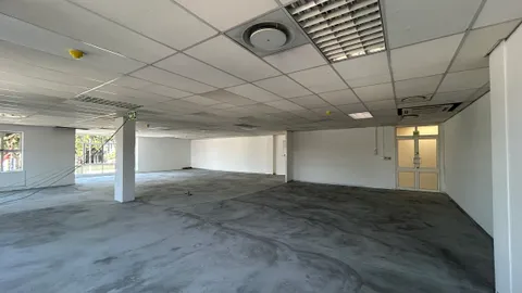 suite 105, 7 west quay (6).